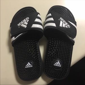 Boys Women adidas slides